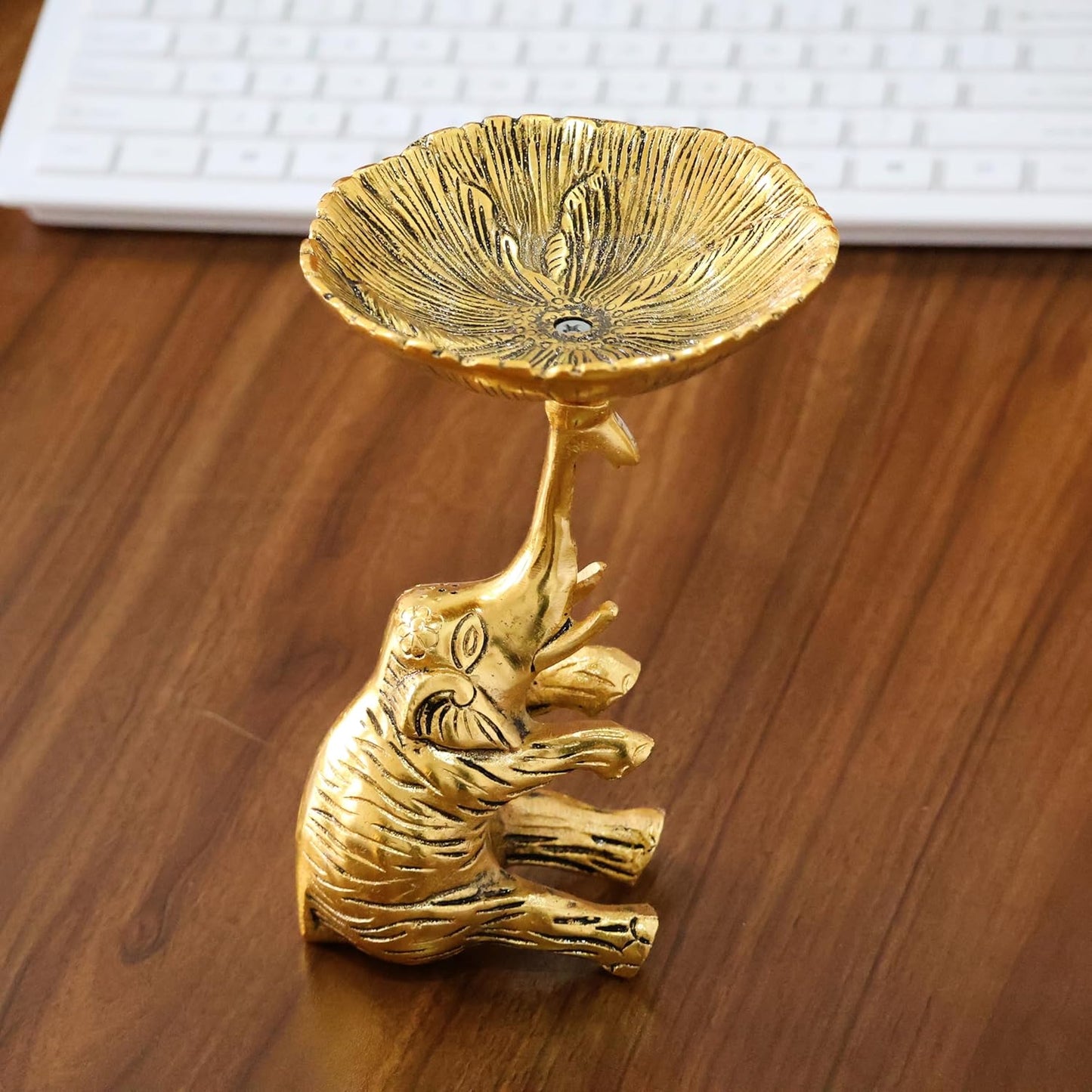 Metal Baby Elephant Trunkup Showpiece Dry Fruit Bowl Showpiece Silver Polish for Your Home,Office Table Decorative,Elephant Showpiece Bowl for Gift,Animal Figurines - Brass Daddy