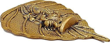 PEEPAL PATTA GANESH WALL HANGING GOLD - Brass Daddy