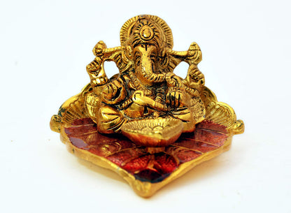 Ganesh Idol on Red Leaf - Metal Hand Craved for Home Decorative Gift Puja Gifts Corporate (U Shaped Ganesh) - Brass Daddy