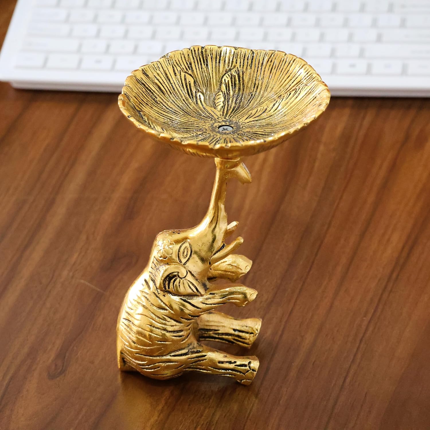 Metal Baby Elephant Trunkup Showpiece Dry Fruit Bowl Showpiece Silver Polish for Your Home,Office Table Decorative,Elephant Showpiece Bowl for Gift,Animal Figurines - Brass Daddy